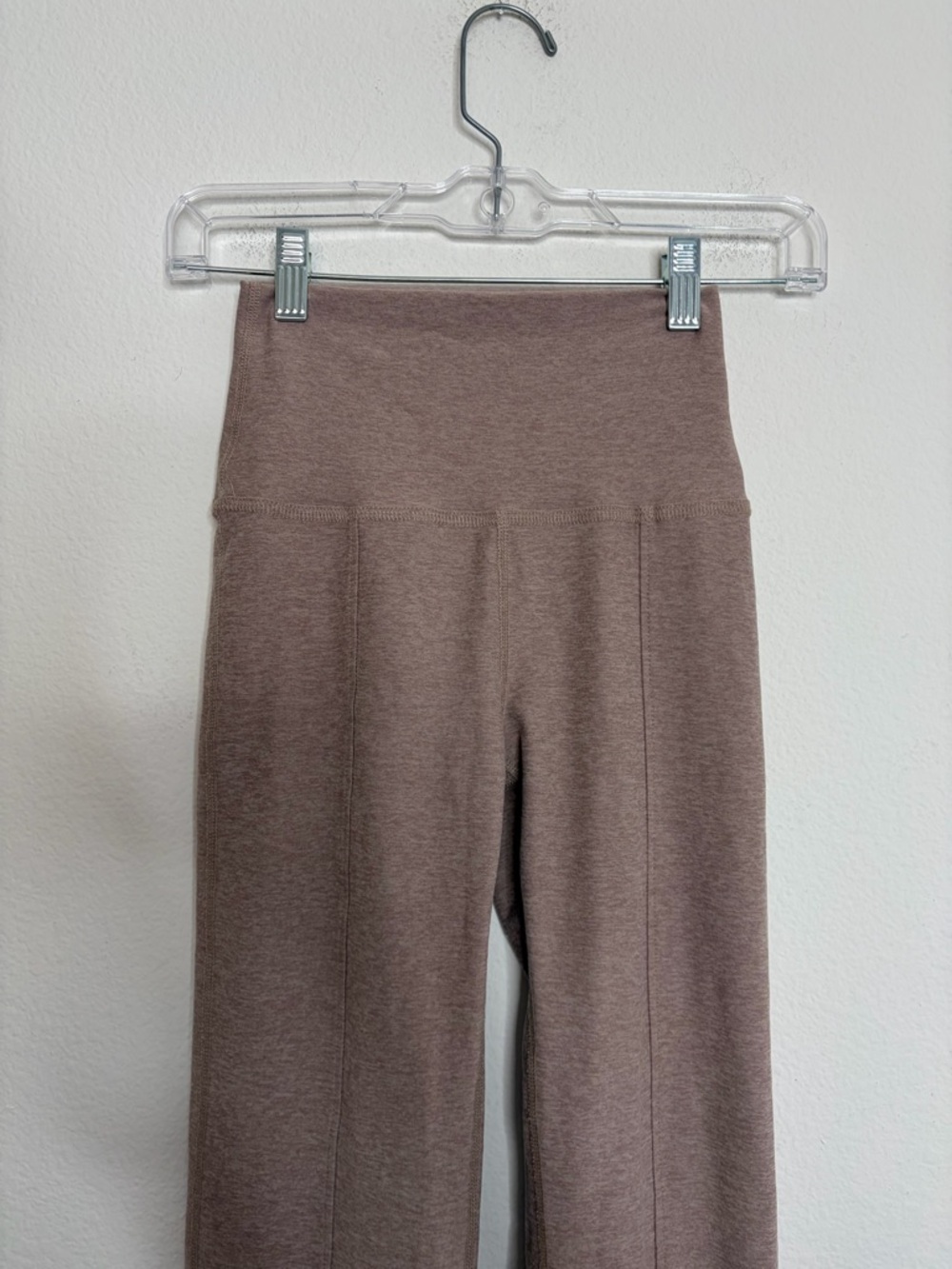 Beyond Yoga SpaceDye Make the Cut High Rise Flare Athletic Pants XS - Picture 3 of 8
